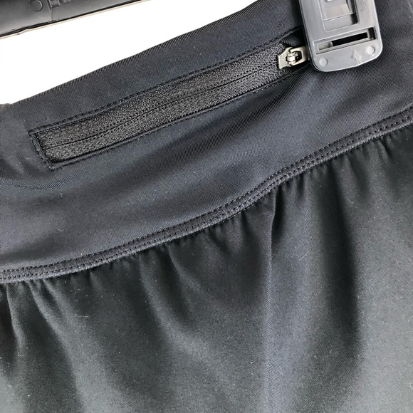 Nike Running Shorts - Picture 2 of 4